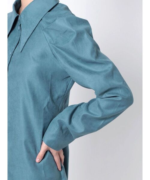 EMODA(エモダ)の「ビッグカラーシャツワンピース(ワンピース・レディース・ブラック/ベージュ/グレー/ブルー・FREE)」の16枚目の写真