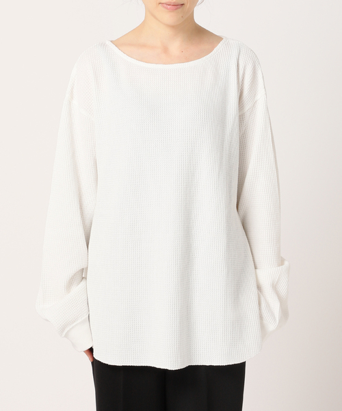 Spick & Span（スピックアンドスパン）の「ルーズワッフルロンTEE（Tシャツ/カットソー・レディース・ホワイト/チャコールグレー/ベージュ・FREE）」の9枚目の写真