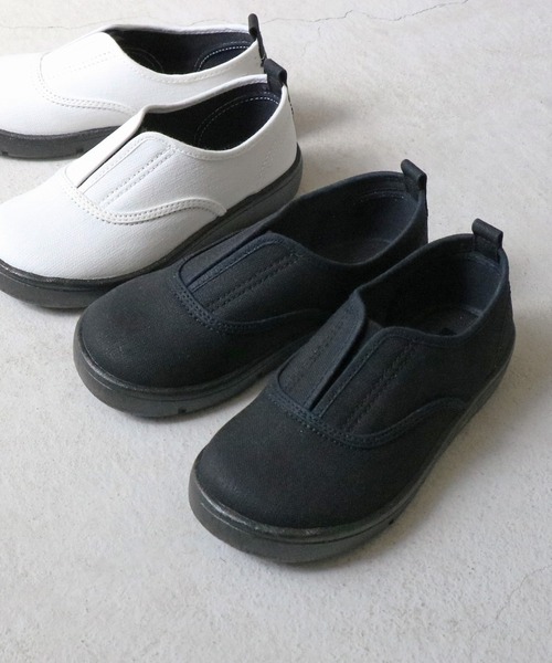 SUN（サン）の「【終了】SUN スリッポン(SUN P003)（スリッポン・キッズ・ホワイト/ブラック・15.0cm/16.0cm/17.0cm/18.0cm/19.0cm/14.0cm）」の2枚目の写真