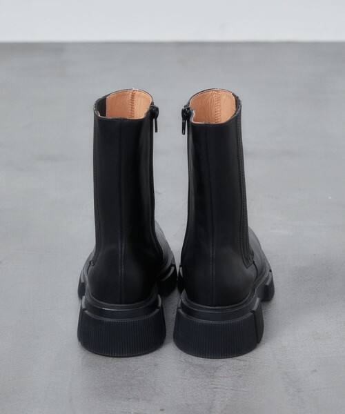 Firsthand（ファーストハンド）の「ATELIER BRUGGE/アトリエブルージュ レザー サイドゴア ショートブーツ（ブーツ・レディース・ブラック・S/M/L）」の17枚目の写真