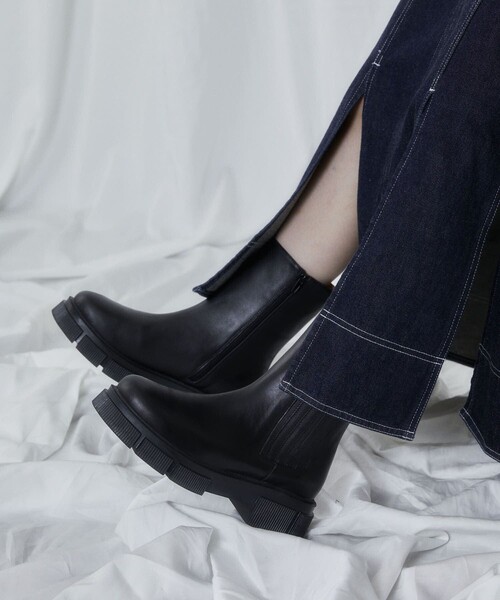 Firsthand（ファーストハンド）の「ATELIER BRUGGE/アトリエブルージュ レザー サイドゴア ショートブーツ（ブーツ・レディース・ブラック・S/M/L）」の9枚目の写真