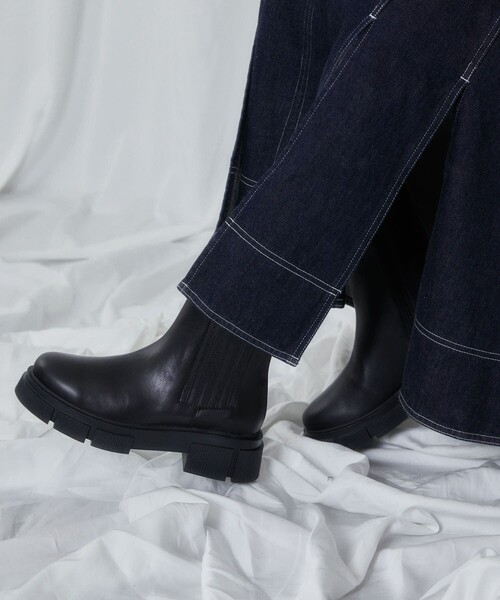 Firsthand（ファーストハンド）の「ATELIER BRUGGE/アトリエブルージュ レザー サイドゴア ショートブーツ（ブーツ・レディース・ブラック・S/M/L）」の13枚目の写真