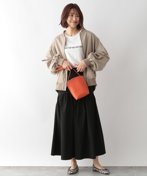 GLOBAL WORK(グローバルワーク)の「軽やか撥水MA-1/295888(MA-1・レディース・アイボリー/ブラック/モカ・MEDIUM/LARGE)」の9枚目の写真