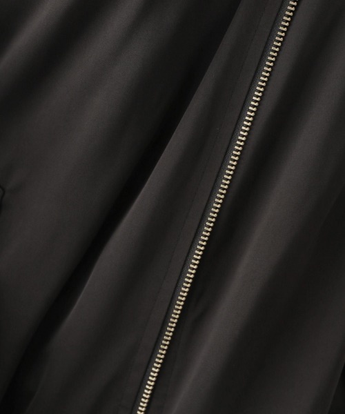 GLOBAL WORK(グローバルワーク)の「軽やか撥水MA-1/295888(MA-1・レディース・アイボリー/ブラック/モカ・MEDIUM/LARGE)」の22枚目の写真