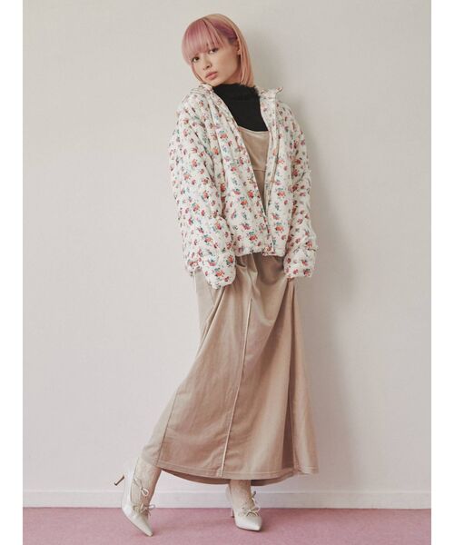 merry jenny（メリージェニー）の「floralベロアキルトジャケット（ナイロンジャケット・レディース・オフホワイト/ブラック・FREE）」の9枚目の写真