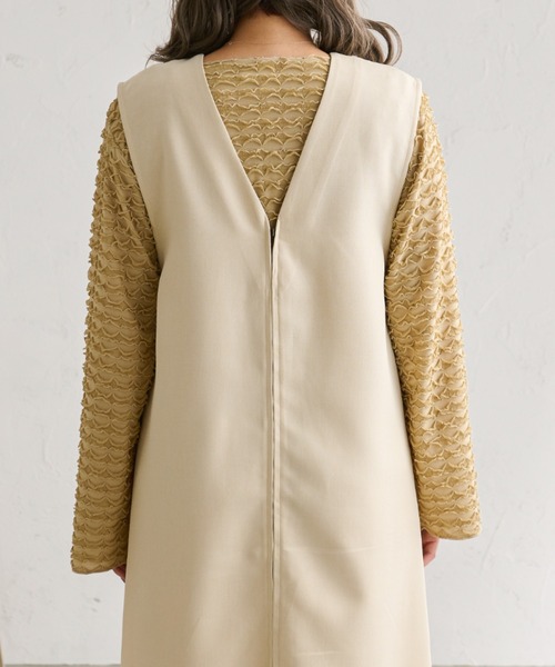 Ambre Neige（アンブルネージュ）の「【新色追加】クシュクシュメロートップス／WEB/EC限定商品（Tシャツ/カットソー・レディース・ブラック/ベージュ/アイボリー・FREE）」の15枚目の写真