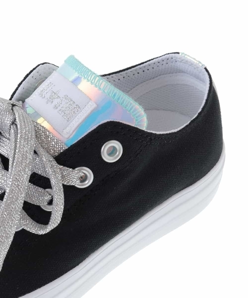 a.v.v（アーヴェヴェ）の「[KIDS]チャイルドオールスターライトホログラムポイント[WEB限定サイズ]（スニーカー・キッズ・ブラック/ホワイト・22/21/20/23）」の8枚目の写真