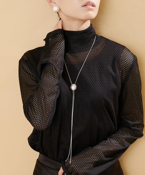 ear PAPILLONNER（イアパピヨネ）の「《WEB限定》アラベスクループタイネックレス（ネックレス・レディース・シルバー/ゴールド・FREE）」の14枚目の写真