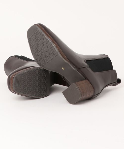 earth music&ecology（アースミュージックアンドエコロジー）の「《earth music&ecology》ｱｰｽｽﾄｰﾑｻｲﾄﾞｺﾞｱ EM-812（ブーツ・レディース・ブラック/グレー/ダークブラウン/ホワイト・L/S/M/LL）」の6枚目の写真