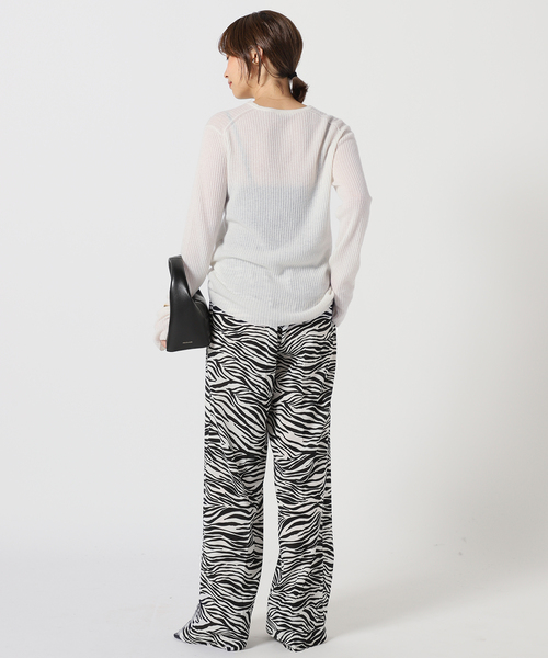 Deuxieme Classe（ドゥーズィエムクラス）の「Cariaggi Cashmere Rib