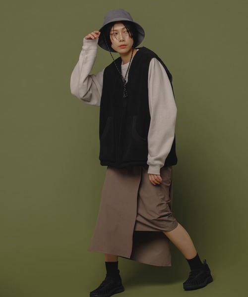 Uiscel（ユイセル）の「Uiscel　4WAYストレッチマキスカート（スカート・レディース・ブラック/モカ・ONE）」の20枚目の写真