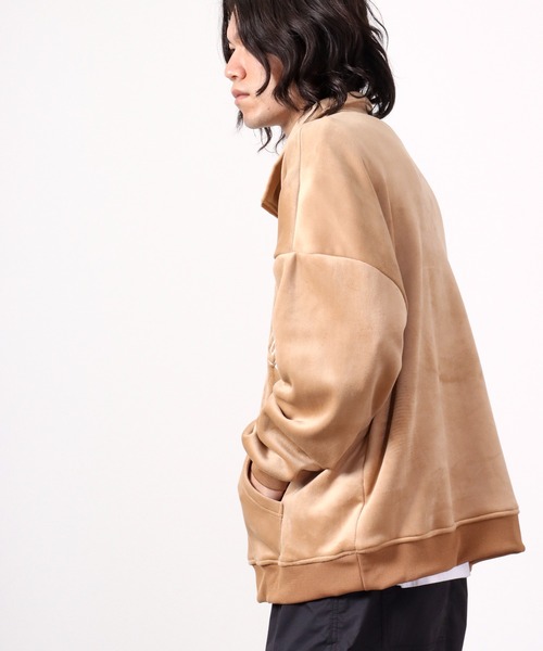 A.T,C in the attic homme(エーティーシーインジアティックオム)の「アーチロゴ マイクロスエード スタンド ハーフZIPトレーナー 2022AW(スウェット・メンズ・ブラック/ベージュ/オフホワイト・L/M)」の10枚目の写真