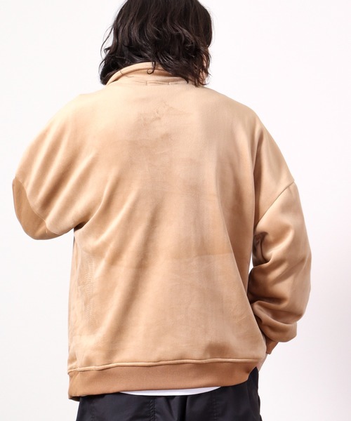 A.T,C in the attic homme(エーティーシーインジアティックオム)の「アーチロゴ マイクロスエード スタンド ハーフZIPトレーナー 2022AW(スウェット・メンズ・ブラック/ベージュ/オフホワイト・L/M)」の9枚目の写真