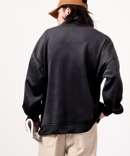 A.T,C in the attic homme(エーティーシーインジアティックオム)の「アーチロゴ マイクロスエード スタンド ハーフZIPトレーナー 2022AW(スウェット・メンズ・ブラック/ベージュ/オフホワイト・L/M)」の15枚目の写真