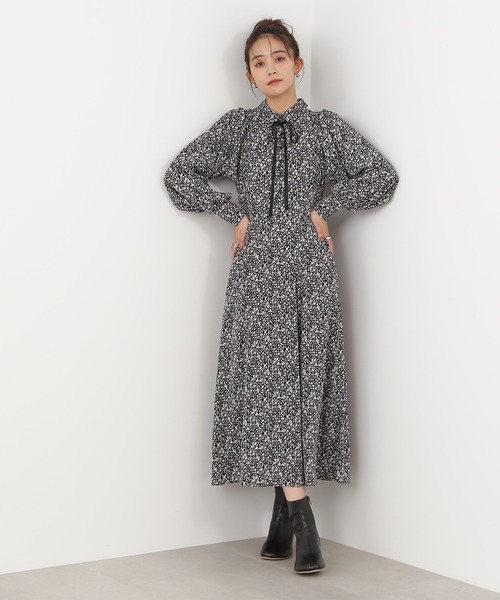 N.（N. Natural Beauty Basic）（エヌエヌナチュラルビューティーベーシック）の「リボン付ボリュームスリーブワンピース（ワンピース・レディース・ブルー/ブラック系その他/カーキ・MEDIUM/SMALL）」の5枚目の写真