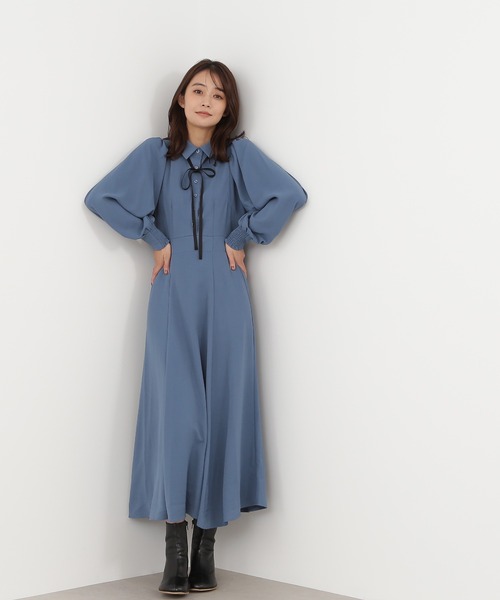 N.（N. Natural Beauty Basic）（エヌエヌナチュラルビューティーベーシック）の「リボン付ボリュームスリーブワンピース（ワンピース・レディース・ブルー/ブラック系その他/カーキ・MEDIUM/SMALL）」の6枚目の写真