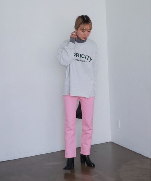 feepur（フェピュール）の「セミテーパードハイウエストデニム（デニムパンツ・レディース・ピンク/サックスブルー系/チャコールグレー/アイボリー/ブラック/ネイビー/ブルー・SMALL/MEDIUM）」の21枚目の写真