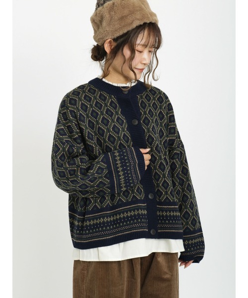 Samansa Mos2（サマンサ モスモス）の「ジャカードクルーカーディガン（カーディガン/ボレロ・レディース・ブルー/ブラック/ネイビー・ﾌﾘ-）」の2枚目の写真
