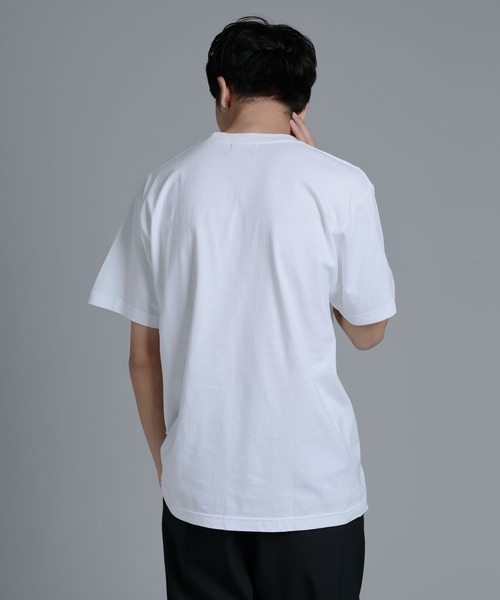 DELUXE(デラックス)の「DELUXE LOGO TEE(Tシャツ/カットソー・メンズ・ホワイト/ブラック・SMALL/MEDIUM/LARGE/X-LARGE)」の11枚目の写真