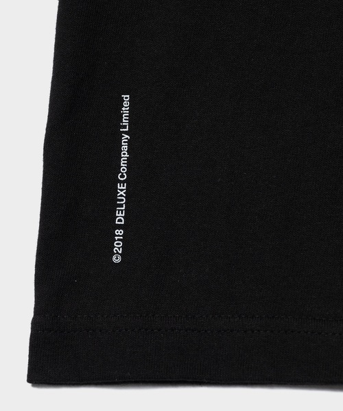 DELUXE(デラックス)の「DELUXE LOGO TEE(Tシャツ/カットソー・メンズ・ホワイト/ブラック・SMALL/MEDIUM/LARGE/X-LARGE)」の9枚目の写真
