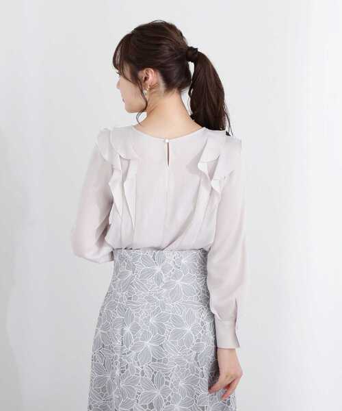 PROPORTION BODY DRESSING（プロポーションボディドレッシング）の「ラッフルブラウス / 1213110200（シャツ/ブラウス・レディース・オフホワイト/グレー/カーキ・SMALL/MEDIUM）」の10枚目の写真