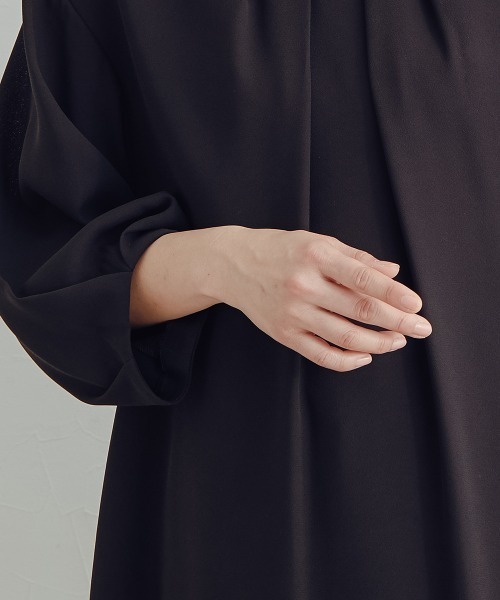 Neina（ネイナ）の「【喪服・礼服】＜Neina＞洗える防しわタックデザインワンピース＋ワイドパンツセットアップ＜大きいサイズ有＞（スーツセット・レディース・ブラック・3L/M/LL/L/5L/4L）」の18枚目の写真