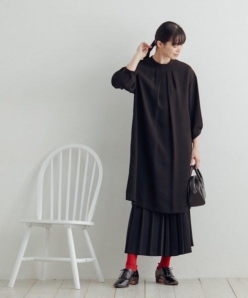 Neina（ネイナ）の「【喪服・礼服】＜Neina＞洗える防しわタックデザインワンピース＋ワイドパンツセットアップ＜大きいサイズ有＞（スーツセット・レディース・ブラック・3L/M/LL/L/5L/4L）」の16枚目の写真