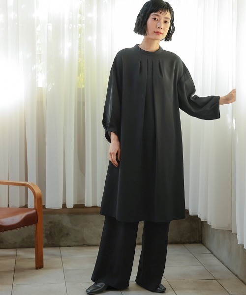 familiar 90cm 長袖ワンピースとパンツのセット 喪服・礼服】＜Neina＞洗える防しわタックデザインワンピース＋ワイド