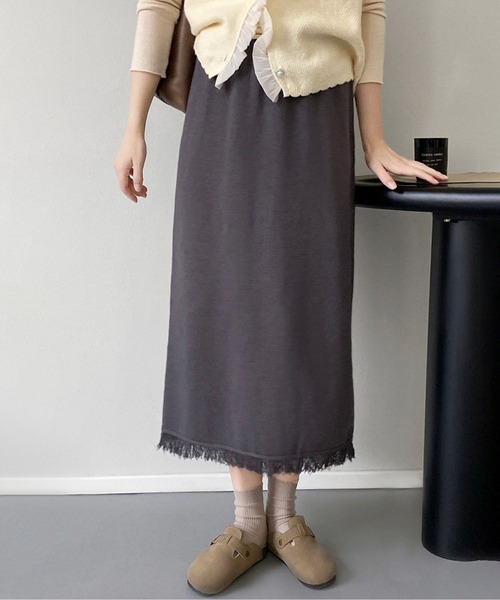 MAISON DE THERESE（メゾン ド テレーズ）の「ニットストレートスカート（スカート・レディース・アイボリー/モカ/ブラウン/グレー/ダークグレー/ブラック・M）」の4枚目の写真