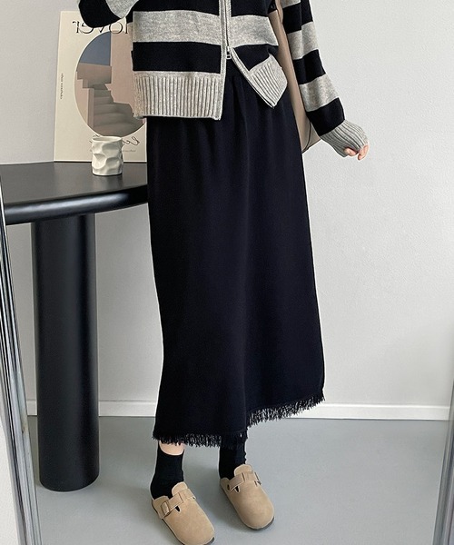 MAISON DE THERESE（メゾン ド テレーズ）の「ニットストレートスカート（スカート・レディース・アイボリー/モカ/ブラウン/グレー/ダークグレー/ブラック・M）」の3枚目の写真