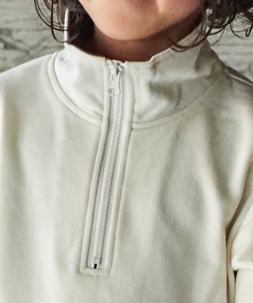 PAIRMANON STREET（ペアマノンストリート）の「【PAIRMANON STREET】【サラッとスウェット】襟裏配色ハーフジップTシャツ（Tシャツ/カットソー・キッズ・イエロー/グリーン/アイボリー/ブラック・130/110/100/120/150/90/140）」の5枚目の写真