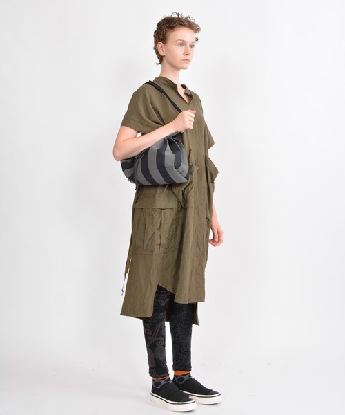 gomme（ゴム）の「プリーツバッグ（ハンドバッグ・レディース・グレー/ブルー/ブラック・FREE）」の15枚目の写真