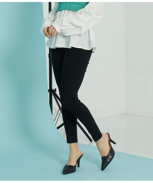 ANAP(アナップ)の「スクエアカットミュール(パンプス・レディース・ホワイト/ブラック/イエロー×グリーン・LL/L/S/M)」の4枚目の写真