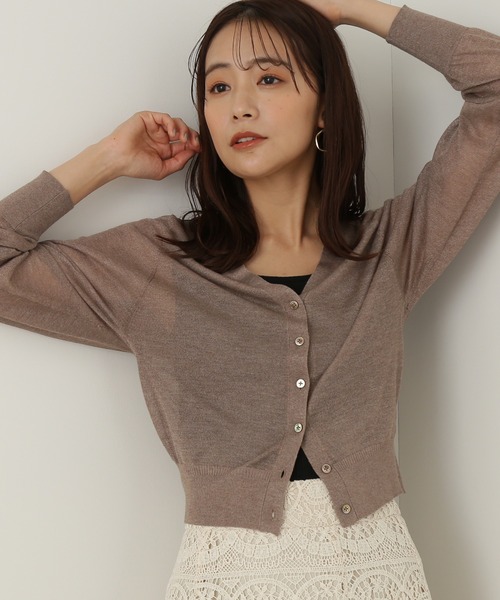 N.(N. Natural Beauty Basic)(エヌエヌナチュラルビューティーベーシック)の「◆レヴィータVカーディガン(カーディガン/ボレロ・レディース・オフホワイト/ブラック/モカ/ミント/ブラック系その他・MEDIUM)」の5枚目の写真