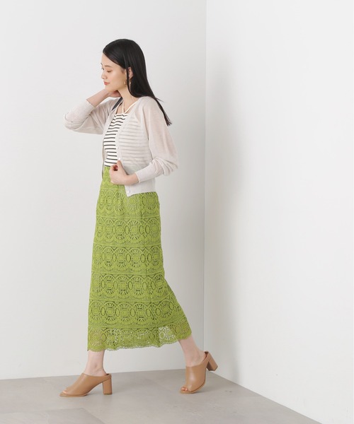 N.(N. Natural Beauty Basic)(エヌエヌナチュラルビューティーベーシック)の「◆レヴィータVカーディガン(カーディガン/ボレロ・レディース・オフホワイト/ブラック/モカ/ミント/ブラック系その他・MEDIUM)」の7枚目の写真