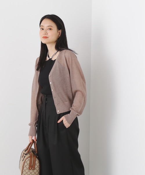 N.(N. Natural Beauty Basic)(エヌエヌナチュラルビューティーベーシック)の「◆レヴィータVカーディガン(カーディガン/ボレロ・レディース・オフホワイト/ブラック/モカ/ミント/ブラック系その他・MEDIUM)」の17枚目の写真