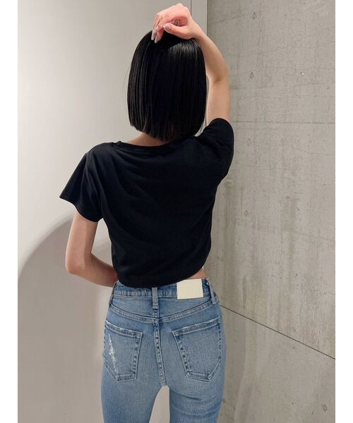 GYDA（ジェイダ）の「VALUABLE BABY クロップドTシャツ（Tシャツ