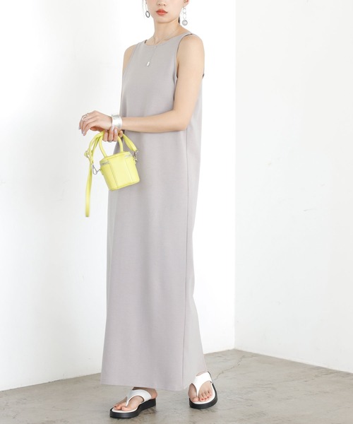 GeeRA(ジーラ)の「アメスリストレッチポンチワンピース(ワンピース・レディース・ブラック/グレー・LARGE/MEDIUM)」の4枚目の写真