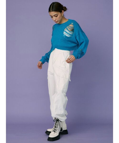 EVRIS（エヴリス）の「ダメージデザインニットトップス（ニット/セーター・レディース・ブルー/イエロー/ブラック・FREE）」の4枚目の写真