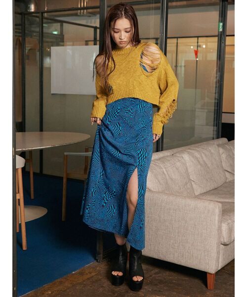 EVRIS（エヴリス）の「ダメージデザインニットトップス（ニット/セーター・レディース・ブルー/イエロー/ブラック・FREE）」の17枚目の写真