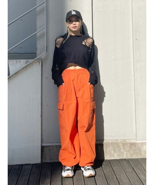 EVRIS（エヴリス）の「ダメージデザインニットトップス（ニット/セーター・レディース・ブルー/イエロー/ブラック・FREE）」の7枚目の写真