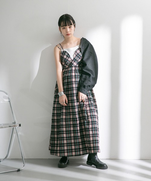 KBF（ケイビーエフ）の「マキシキャミワンピース（ワンピース・レディース・ブラック/イエロー/ブルー系その他・ONE）」の19枚目の写真