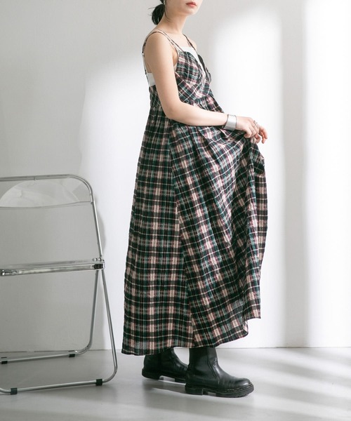 KBF（ケイビーエフ）の「マキシキャミワンピース（ワンピース・レディース・ブラック/イエロー/ブルー系その他・ONE）」の21枚目の写真