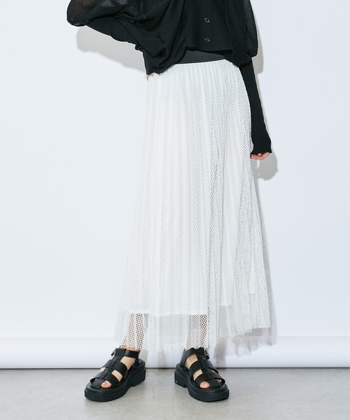 Lui's（ルイス）の「サイドラインメッシュプリーツスカート（スカート