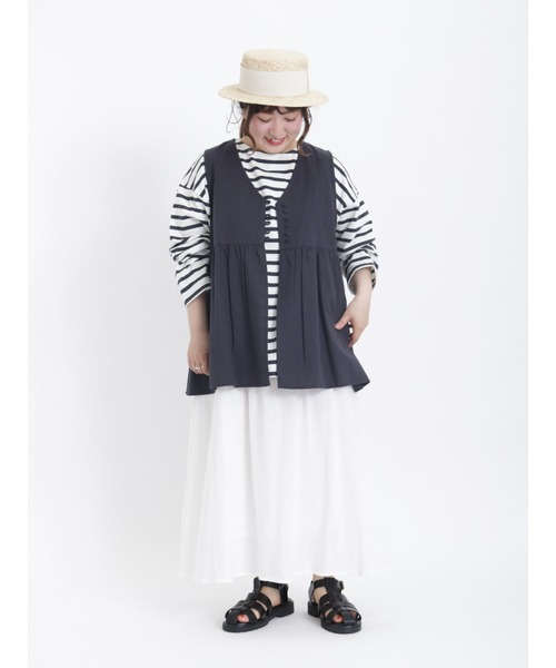 Samansa Mos2（サマンサ モスモス）の「切替ギャザーVネックベスト（ベスト・レディース・ブラック/キナリ/ネイビー・ﾌﾘ-）」の7枚目の写真