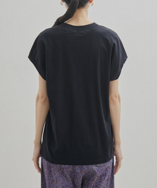 SALON adam et rope'（サロン アダム エ ロペ）の「【UVケア・接触冷感・洗濯耐久】PRIMA VEIL コットンドルマンTシャツ（Tシャツ/カットソー・レディース・カーキ/ホワイト/ブラック・FREE）」の14枚目の写真