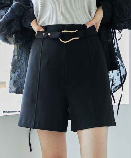 MAJESTIC LEGON（マジェスティックレゴン）の「デザインバックルショートパンツ（その他パンツ・レディース・ブラック/ブラウン・MEDIUM）」の8枚目の写真