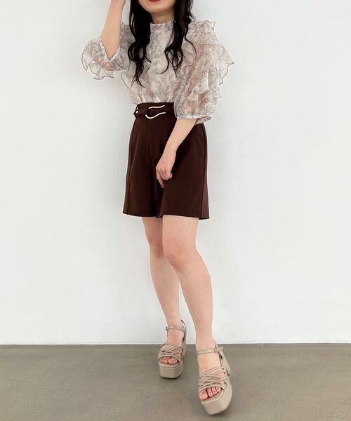 MAJESTIC LEGON（マジェスティックレゴン）の「デザインバックルショートパンツ（その他パンツ・レディース・ブラック/ブラウン・MEDIUM）」の12枚目の写真