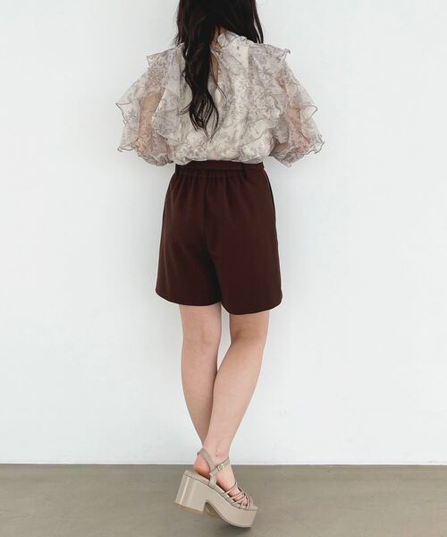 MAJESTIC LEGON（マジェスティックレゴン）の「デザインバックルショートパンツ（その他パンツ・レディース・ブラック/ブラウン・MEDIUM）」の14枚目の写真