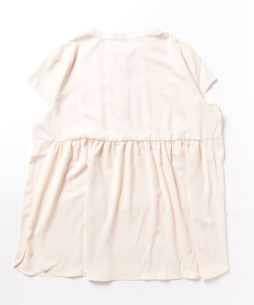 alotta(アロッタ)の「ピンタックデザインチュニック(シャツ/ブラウス・レディース・サックスブルー/ピンク/オフホワイト/ダークネイビー/ライトグレー・MEDIUM/LARGE/XX-LARGE/X-LARGE)」の22枚目の写真